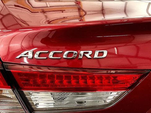 Used 2018 Honda Accord EX-L image 13