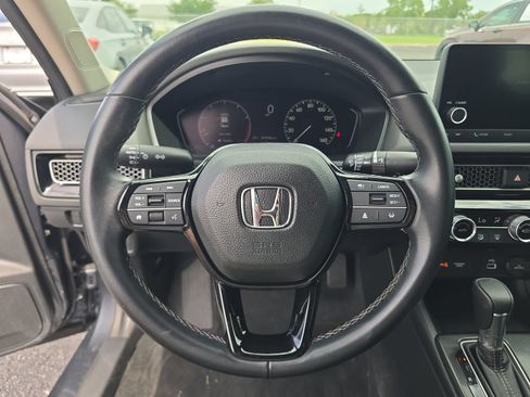 Certified 2023 Honda Civic EX image 25
