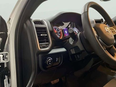 Used 2025 RAM 2500 Big Horn image 12