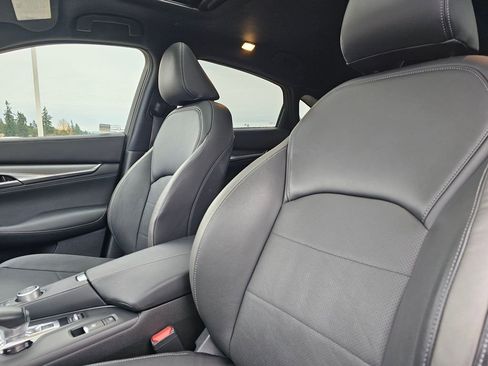 Certified 2023 INFINITI QX55 Essential image 32