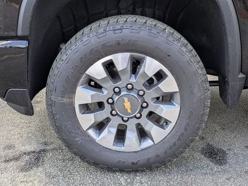 New 2026 Chevrolet Silverado 2500 Custom w/ Custom Value Package image 12