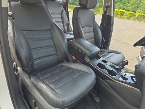 Used 2016 Kia Sorento EX AWD/4WD image 10