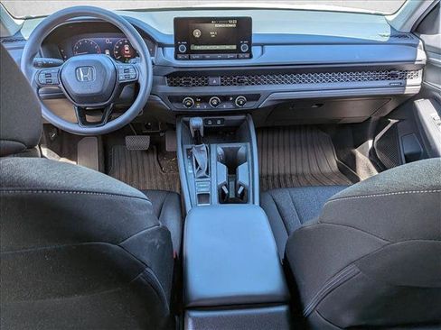 Used 2025 Honda Accord LX image 15