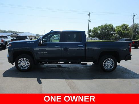 Certified 2022 Chevrolet Silverado 2500 High Country w/ Z71 Off-Road Package AWD/4WD image 11