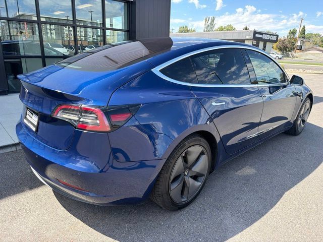 Used 2018 Tesla Model 3 Long Range RWD image 9