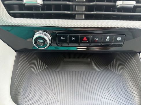 New 2026 Ford Explorer Active w/ Active Comfort Package RWD image 20