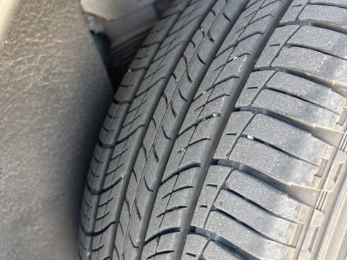 Used 2024 Honda Pilot EX-L image 19