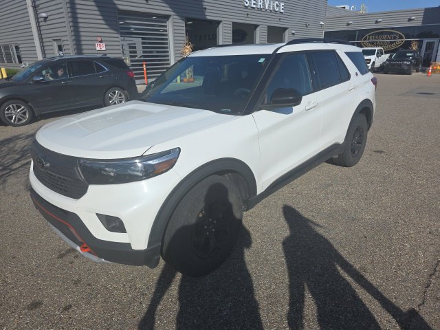 Used 2023 Ford Explorer Timberline w/ Timberline Technology Package AWD/4WD image 3