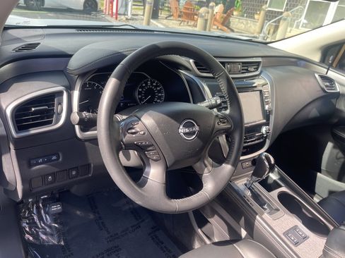 Certified 2023 Nissan Murano SV image 10