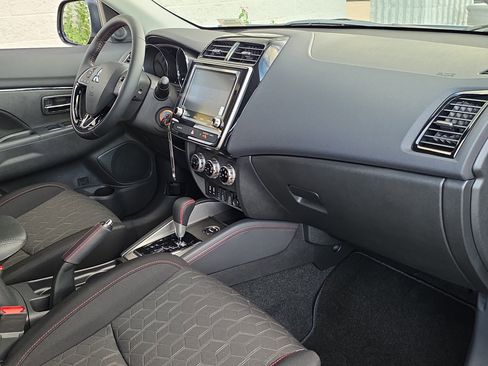New 2026 Mitsubishi Outlander Sport LE AWD/4WD image 30