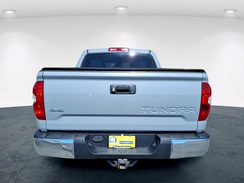 Used 2019 Toyota Tundra SR5 AWD/4WD image 7