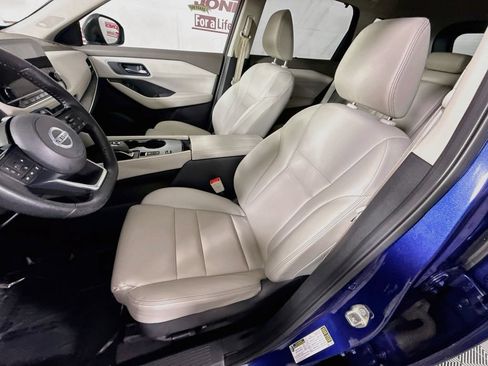 Certified 2021 Nissan Rogue SL w/ Premium Package FWD image 27