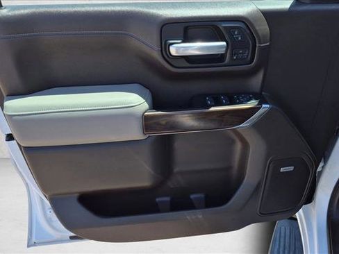 Used 2019 GMC Sierra 1500 SLT w/ SLT Premium Plus Package AWD/4WD image 10