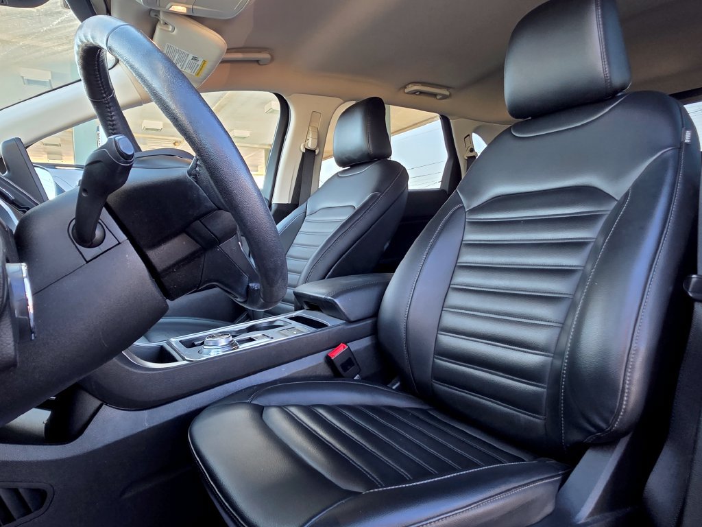 Used 2021 Ford Edge SEL FWD image 11