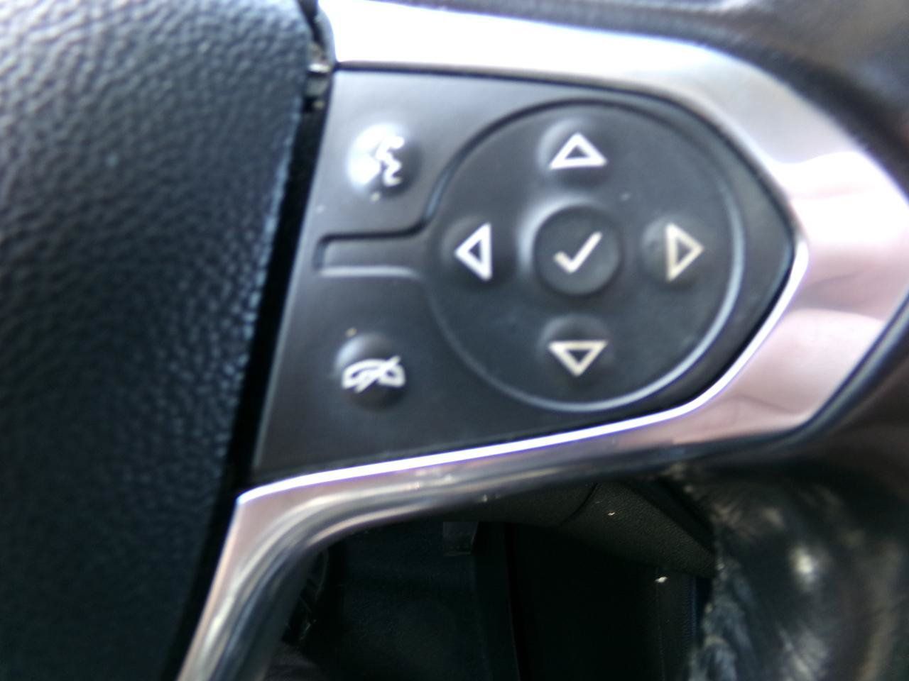 Used 2019 Chevrolet Traverse RS AWD/4WD image 19