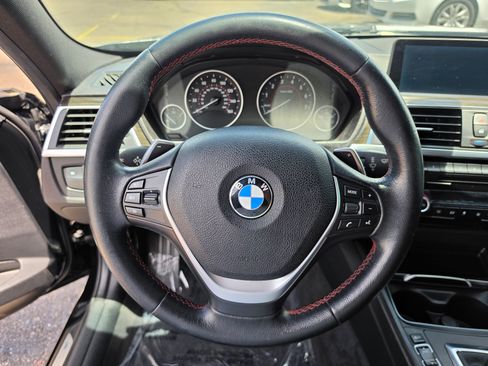 Used 2016 BMW 328i xDrive Sedan w/ Driver Assistance Package AWD/4WD image 12