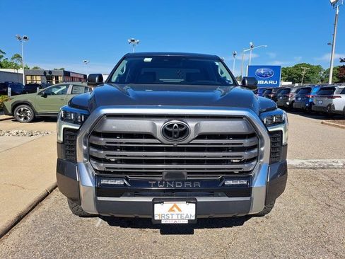 Used 2024 Toyota Tundra Limited AWD/4WD image 9