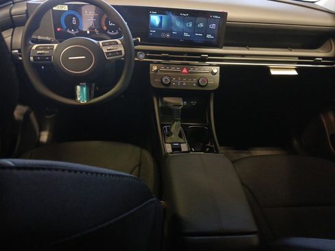 New 2026 Hyundai Tucson SE image 10