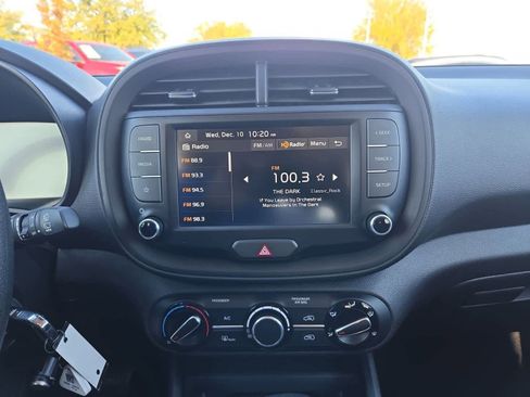 Certified 2024 Kia Soul LX w/ Option Group 015 image 26