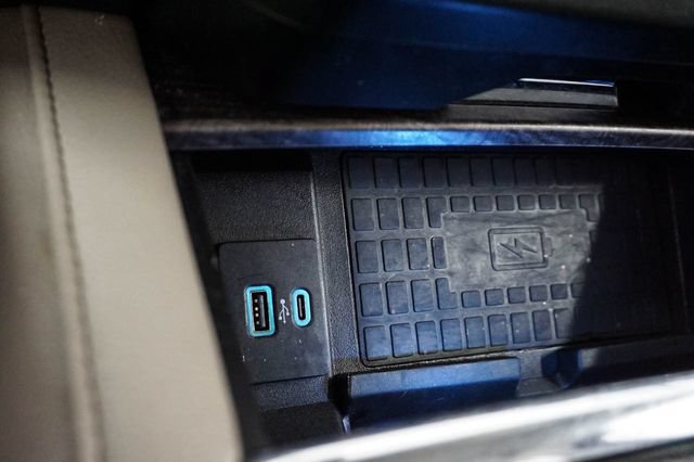 Used 2021 Ford Expedition Max Limited RWD image 32