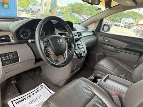 Used 2011 Honda Odyssey EX-L image 22