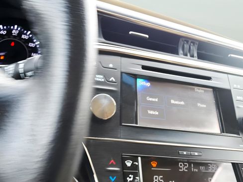 Used 2013 Toyota Avalon XLE image 36