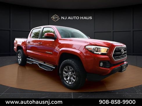 Used 2016 Toyota Tacoma SR5 w/ SR5 Appearance Package (SN) AWD/4WD image 1