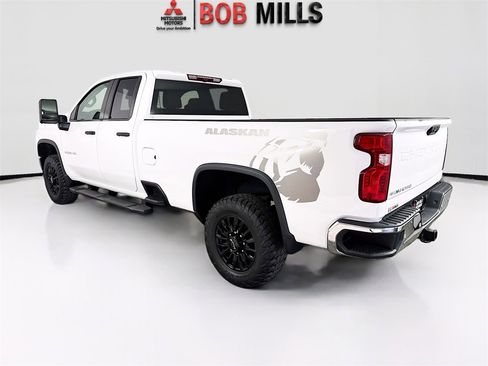 Used 2021 Chevrolet Silverado 2500 W/T image 5