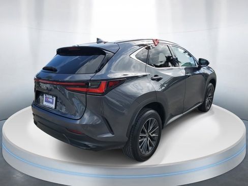 Used 2023 Lexus NX 250 FWD image 4