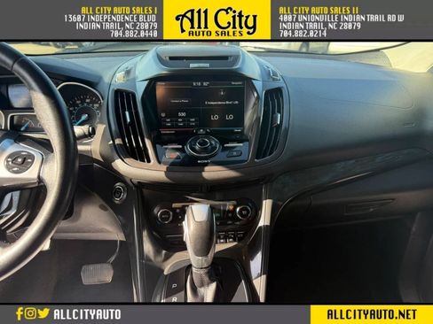 Used 2014 Ford Escape Titanium w/ Equipment Group 401A AWD/4WD image 32