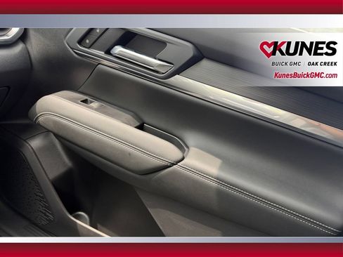 New 2027 GMC Terrain Elevation w/ Elevation Premium Package AWD/4WD image 34