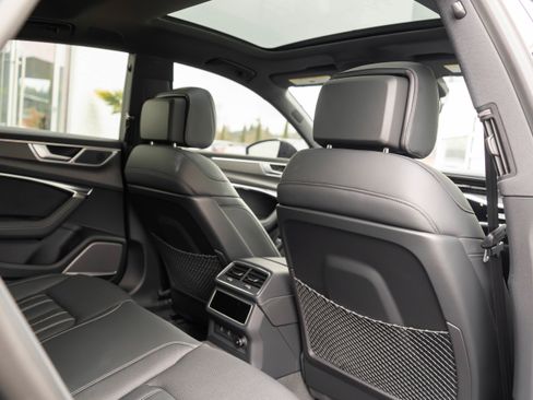 Used 2025 Audi RS 7 Performance image 27