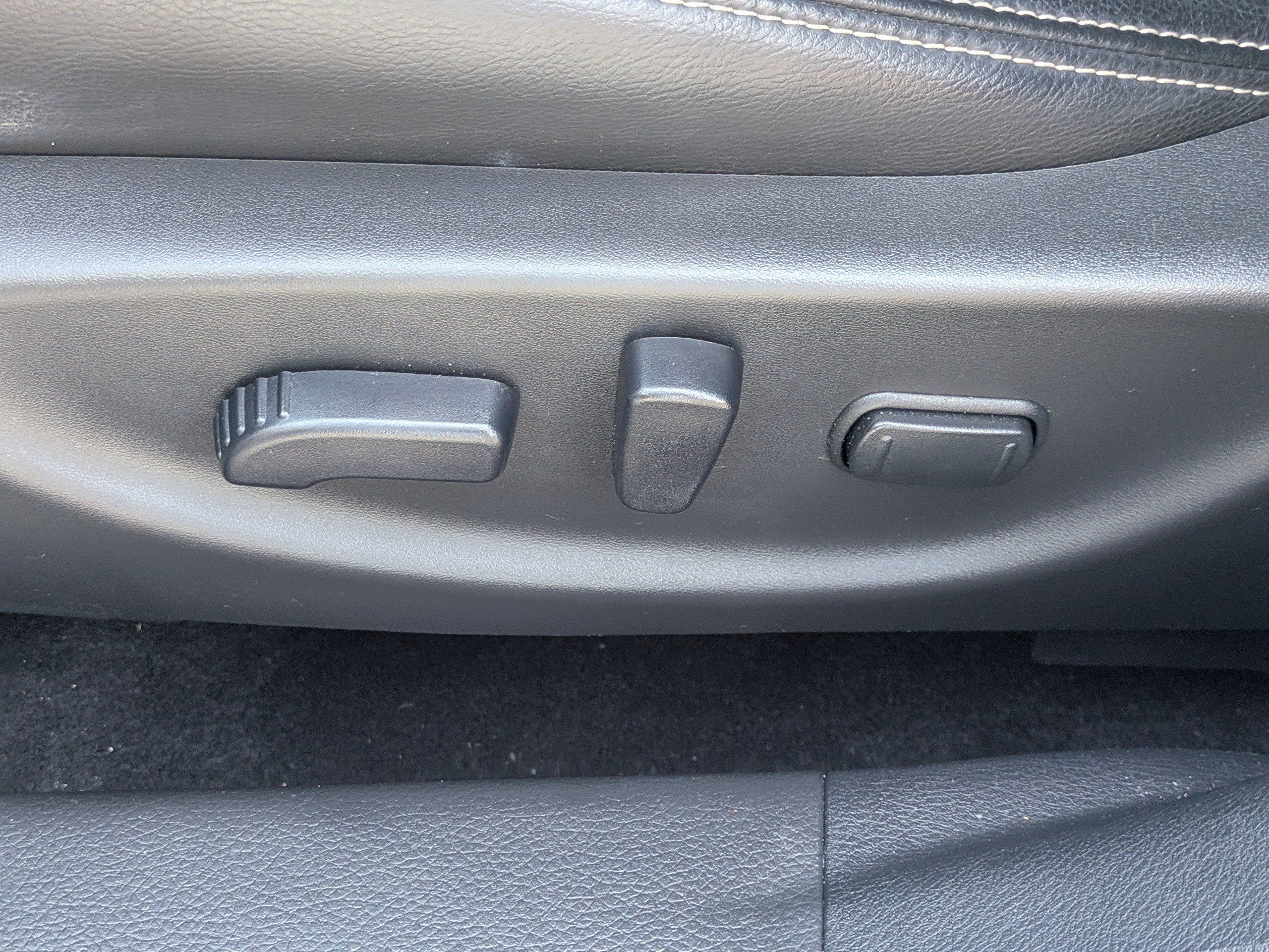 Used 2021 Nissan Maxima 3.5 SV w/ Floor Mat Group FWD image 19