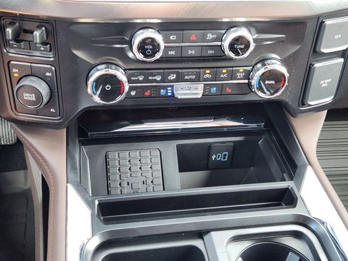 New 2026 Ford F350 King Ranch w/ Chrome Package AWD/4WD image 19