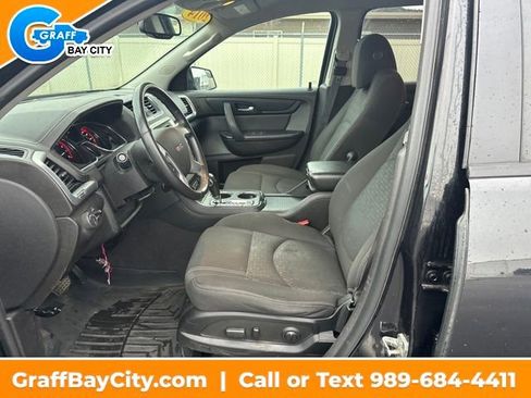 Used 2014 GMC Acadia SLE image 9