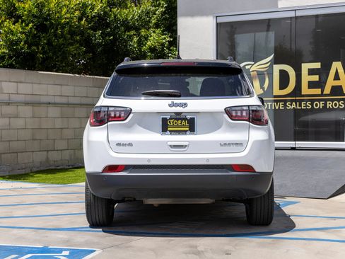 Used 2025 Jeep Compass Limited AWD/4WD image 13