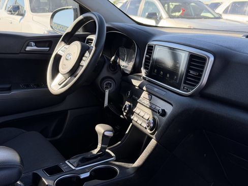 Used 2021 Kia Sportage LX image 28