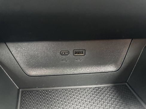 New 2026 Chevrolet Equinox LT w/ Midnight Edition AWD/4WD image 30