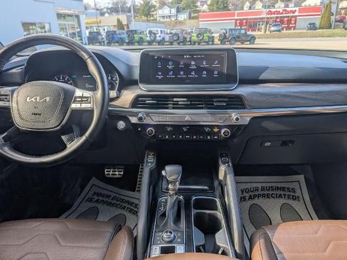 Used 2022 Kia Telluride SX w/ SX Prestige Package image 15