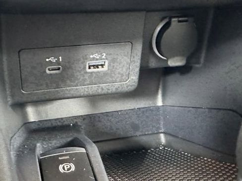 Certified 2024 Nissan Kicks SV FWD image 27