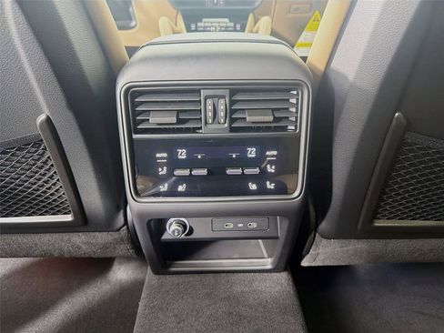 New 2026 Porsche Cayenne image 21