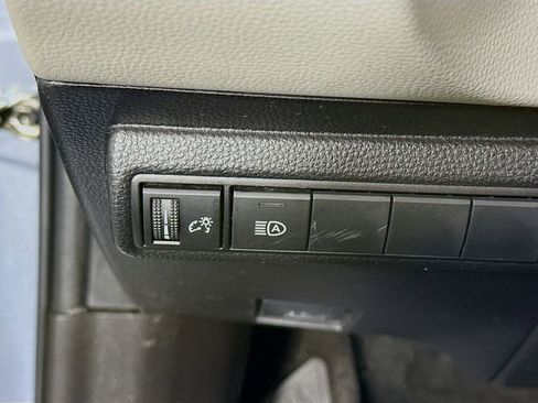 Certified 2022 Toyota Corolla LE FWD image 18