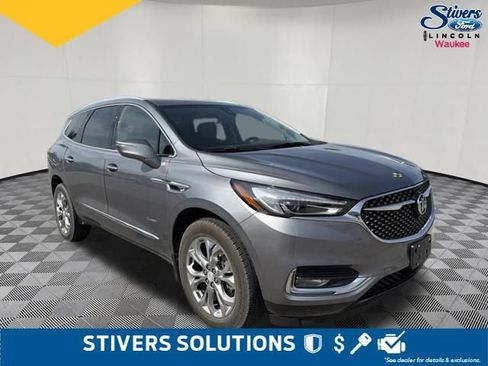 Used 2018 Buick Enclave Avenir w/ LPO, Cargo Package FWD image 3