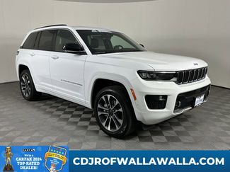 New 2025 Jeep Grand Cherokee Overland w/ Luxury Tech Group IV video 1