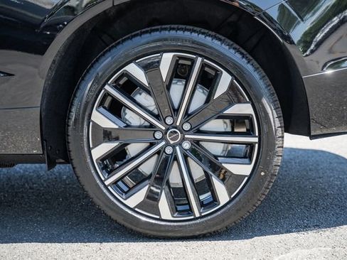 New 2026 Volvo XC60 T8 Ultra w/ Protection Package Premier AWD/4WD image 18
