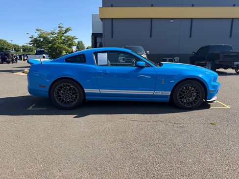 Used 2014 Ford Mustang Shelby GT500 w/ Equipment Group 821A RWD image 4