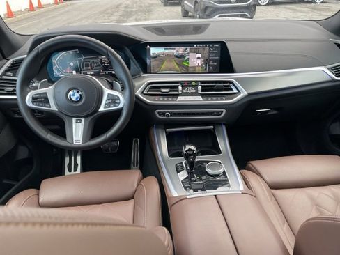 Certified 2023 BMW X5 xDrive40i w/ M Sport Package image 11