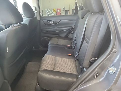 Used 2018 Nissan Rogue SV w/ Premium Package AWD/4WD image 11