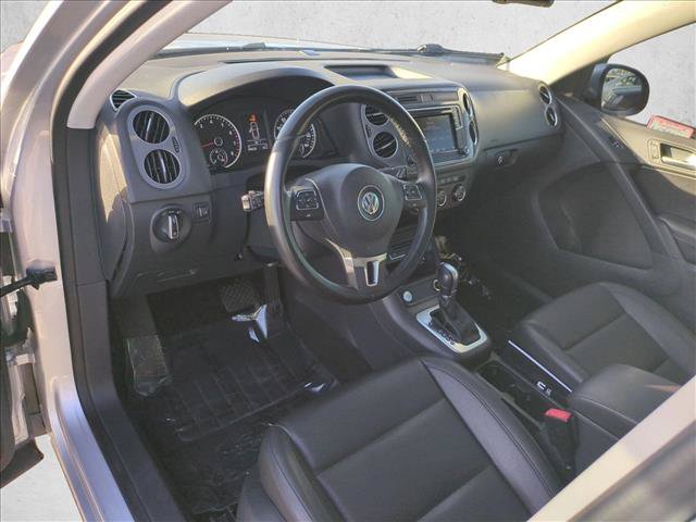 Used 2017 Volkswagen Tiguan Wolfsburg Edition FWD image 10