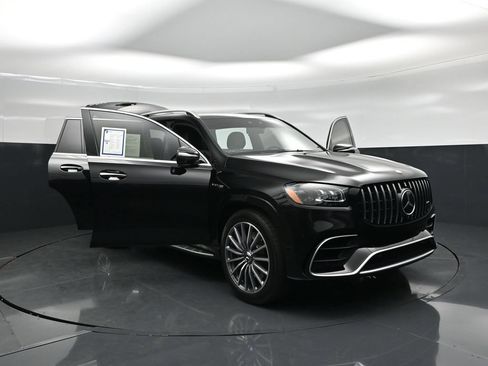Used 2025 Mercedes-Benz GLS 63 AMG 4MATIC image 28